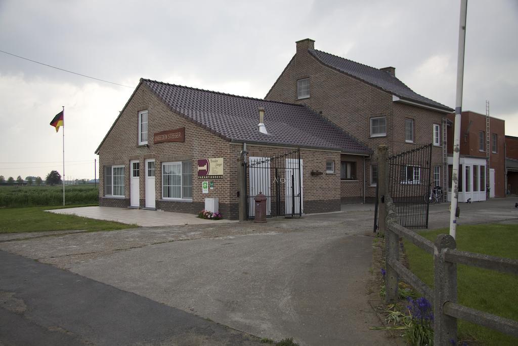 Breeden Steeger Hoeve Lichtervelde Экстерьер фото